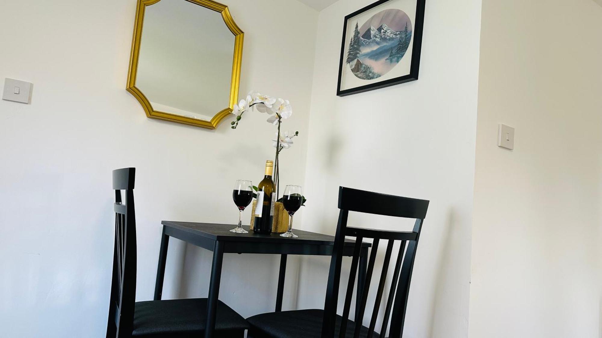 Cosy And Comfy Apartman London Kültér fotó